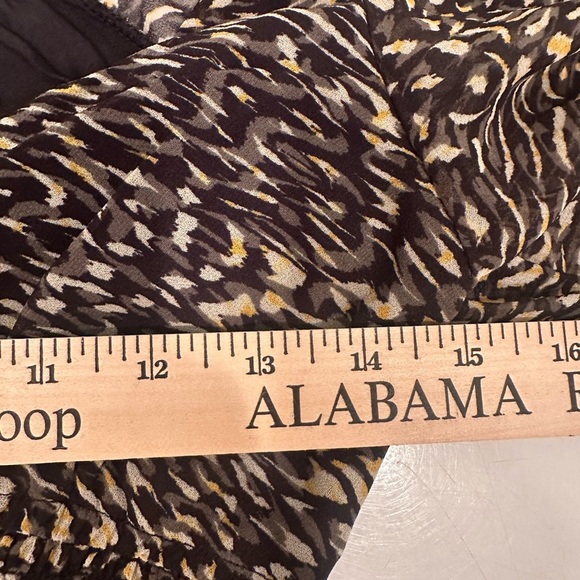 Steve Madden NWT Animal Print Sheer Sleeve Smocked Stretchy Waist  Sz XS - Picture 3 of 8